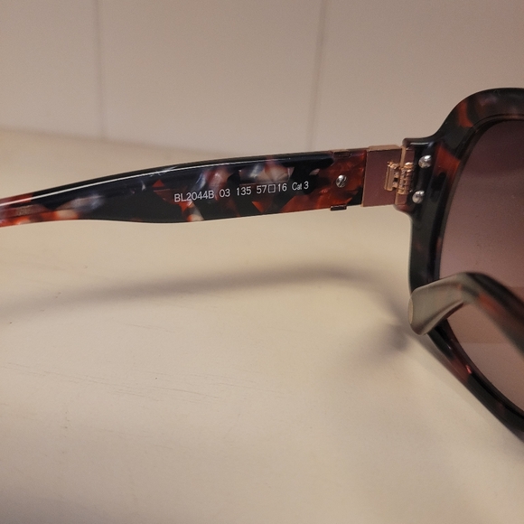 Authentic Balmain Sunglasses - Picture 7 of 8